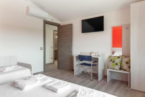 Hostal La Villetta - Xenia