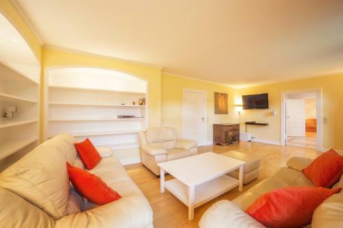 J1 Idyllisches Ferienhaus Mit Seeblick