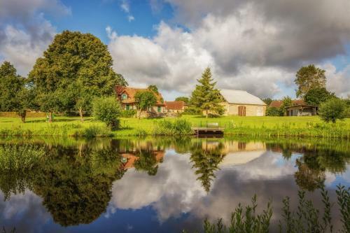 J1 Idyllisches Ferienhaus Mit Seeblick