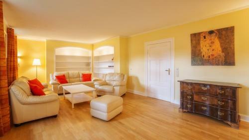J1 Idyllisches Ferienhaus Mit Seeblick