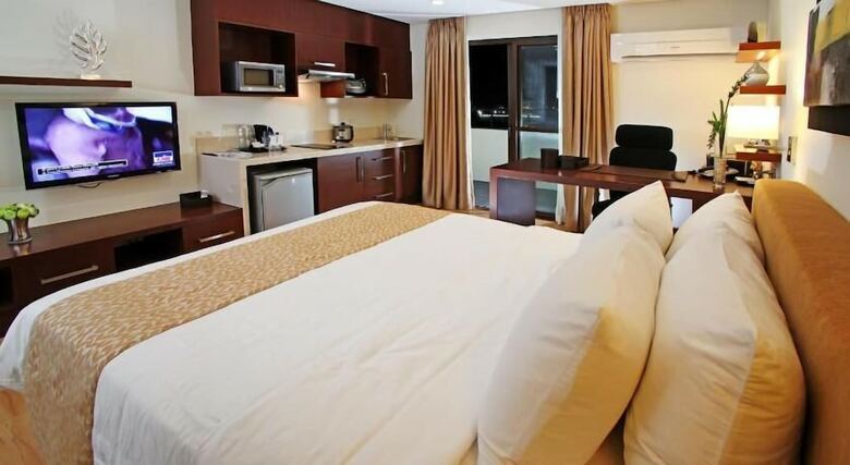 Parque Espa�a Residence Hotel