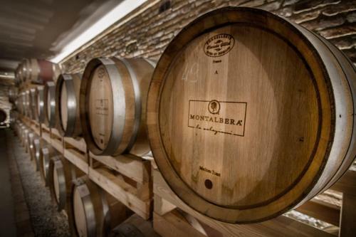 Hostal Montalbera Wine Suites