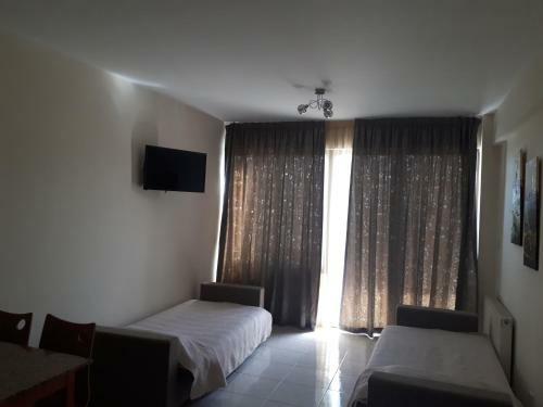 Tasiana Hotel Apartment Complex