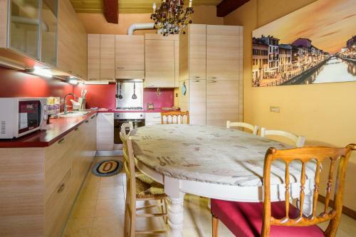 Castello Di Montonate, Two-bedroom Apartment