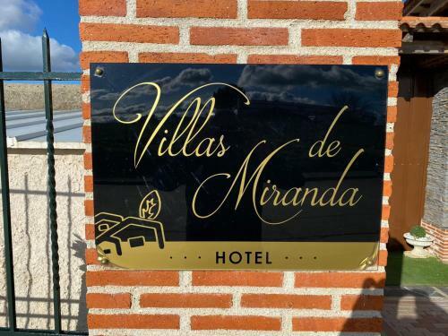 Hotel Villas De Miranda