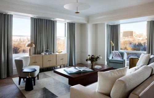 Hotel The Newbury Boston