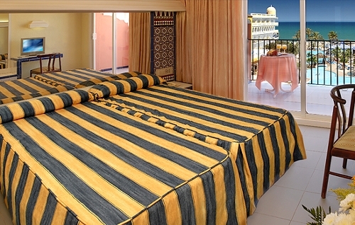 Mediterr�neo Bay Hotel & Resort