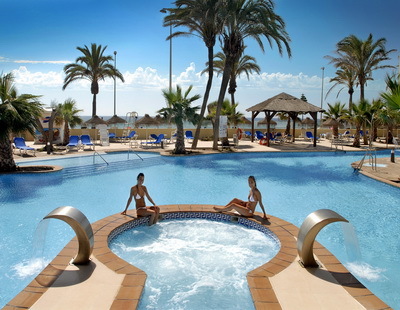 Mediterr�neo Bay Hotel & Resort