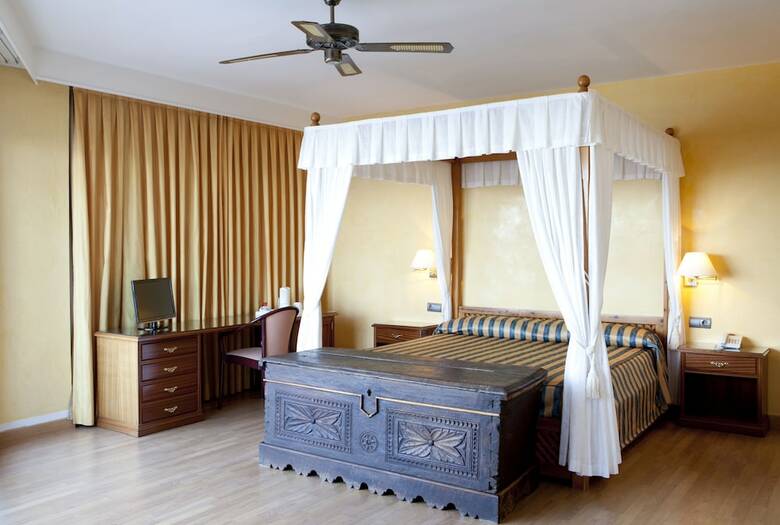 Playalinda Aquapark & Spa Hotel