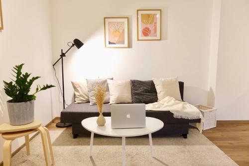 Neu - Gem�tliches Und Modernes Apartment Mit Stellplatz