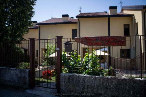 Hostal Casa Vacanze Nonna Angela