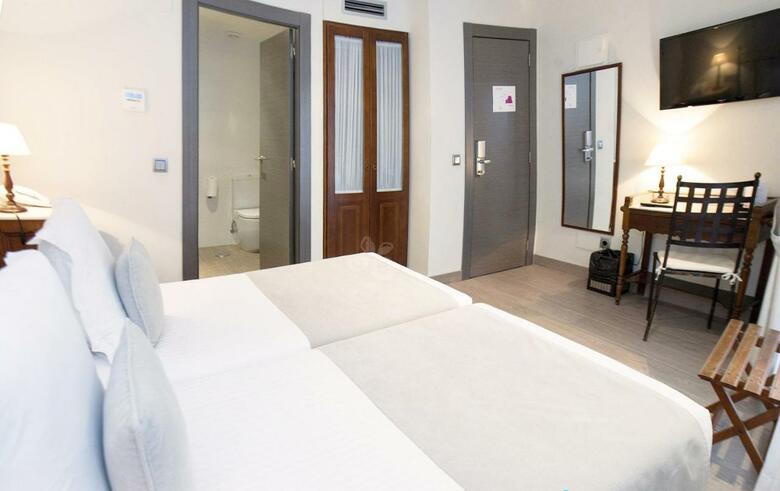 Le Petit Boutique Hotel