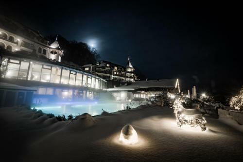 Hotel Ebner's Waldhof Am See Resort & Spa