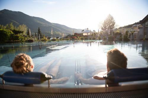 Hotel Ebner's Waldhof Am See Resort & Spa