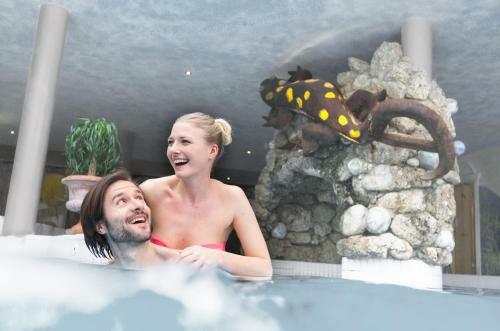 Hotel Ebner's Waldhof Am See Resort & Spa