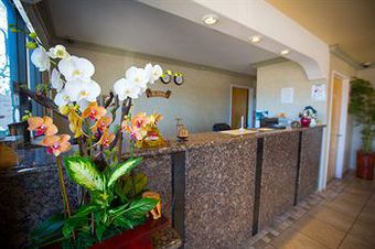 Hotel Aloha Inn