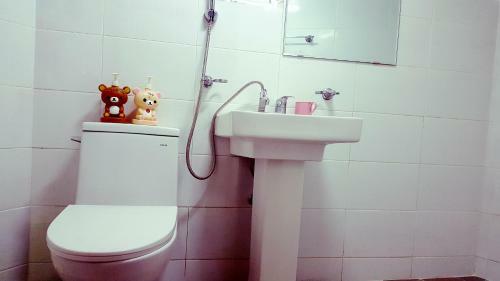 Hostal Gom Guesthouse Myeongdong