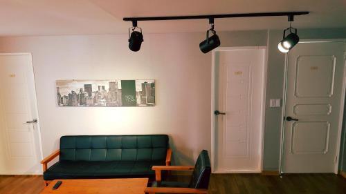 Hostal Gom Guesthouse Myeongdong