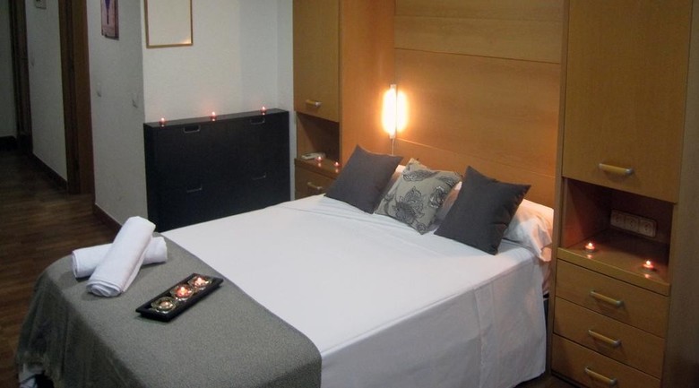 Apartamentos Kasa 25 Centro Baz�n