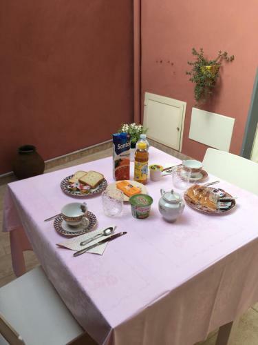 B&B Juighissa Leonora