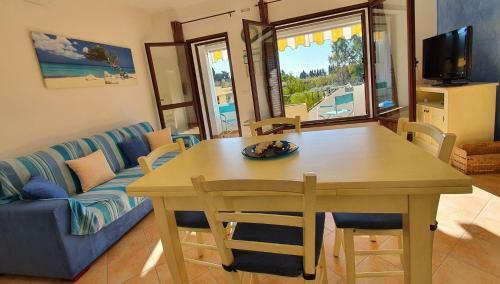Dommos - Marinaway Apartments