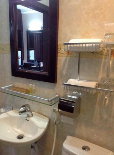 Rain Rock Hotel