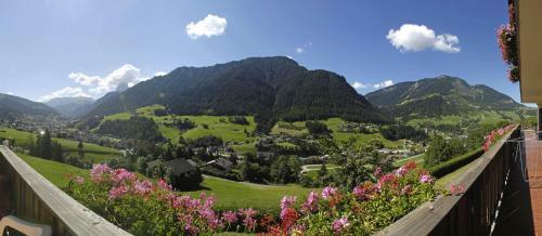 Hotel Dolomitenblick