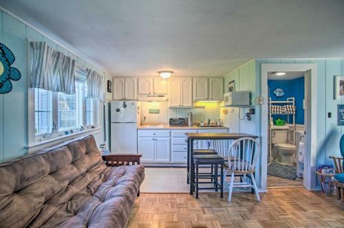 Apartamento Cozy Studio On Cape Cod With Furnished Patio!