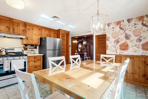 Cape Beach Bungalow