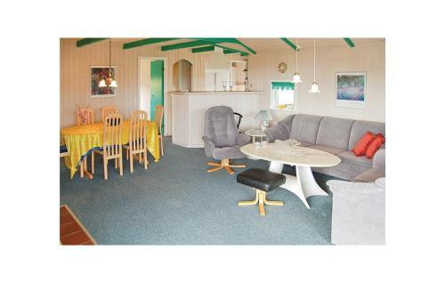 Holiday Home Kirstinesvej