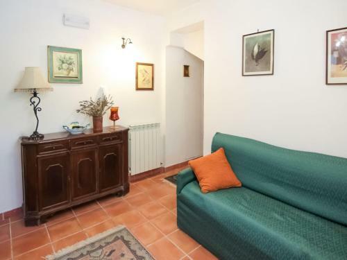 Secluded Villa In Parenti With Garden