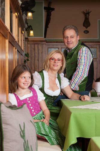 Hostal Landgasthof Fally