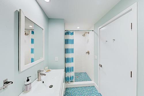 North Bluff Bungalow