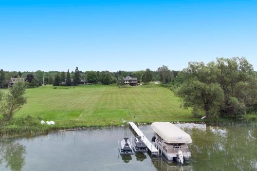Crooked Lake Luxury
