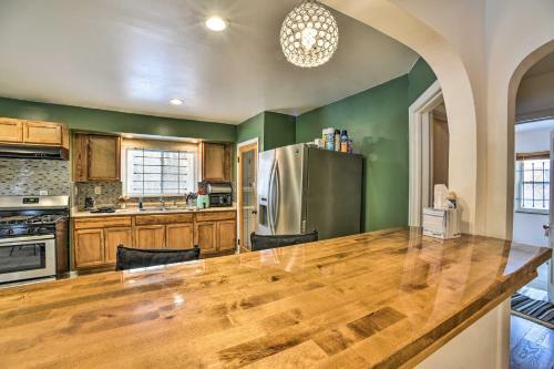 Charming Detroit Escape - 14 Mi To Downtown!