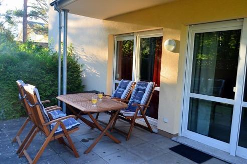 Apartamento Waldstra�e 35, Wohnung Neptun, App. 4