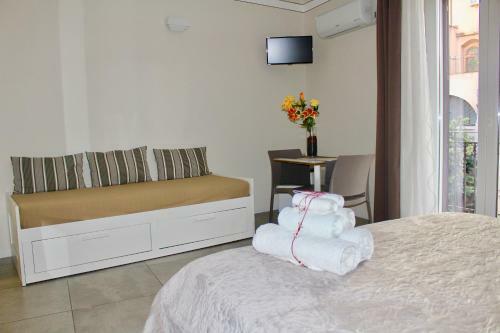Hostal Triscele Glamour Rooms