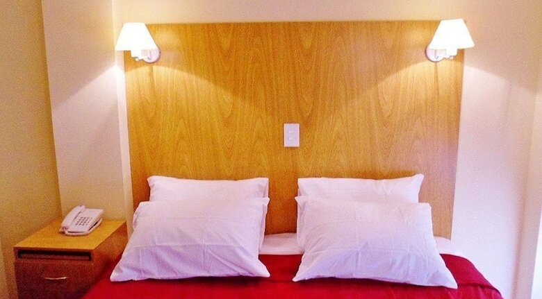 Juramento De Lealtad Townhouse Hotel