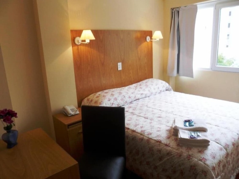 Juramento De Lealtad Townhouse Hotel