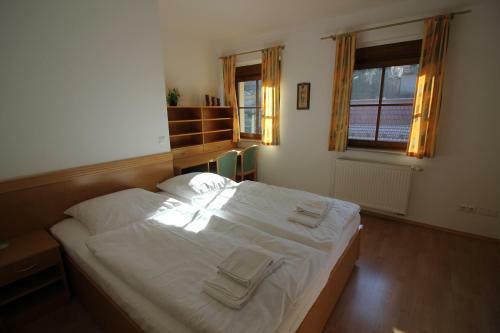 Apartmenthaus Zum Gr�nbach 13