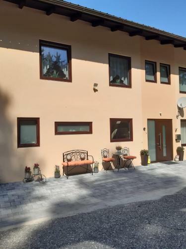 Hostal G�stehaus Am Walde - Familie Troller