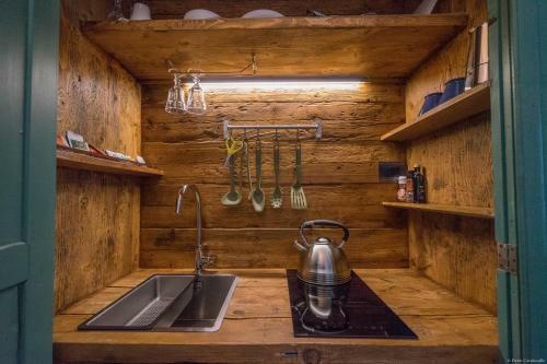 Cabanon Urban Apartments