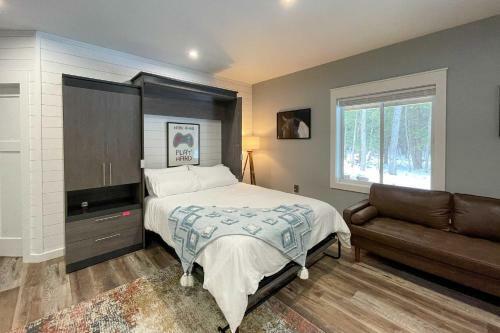 Modern-chic Interlochen Home With Game Room!
