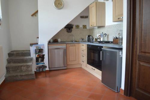 Etnalodge Converted Palmento (sleeps 7, Self-catering)
