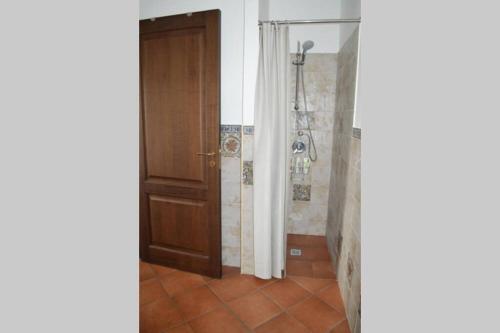 Etnalodge Converted Palmento (sleeps 7, Self-catering)