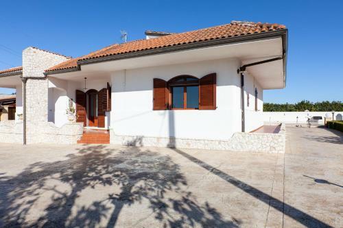 Villa Salentina Piscina Idromassaggio Borghi M330