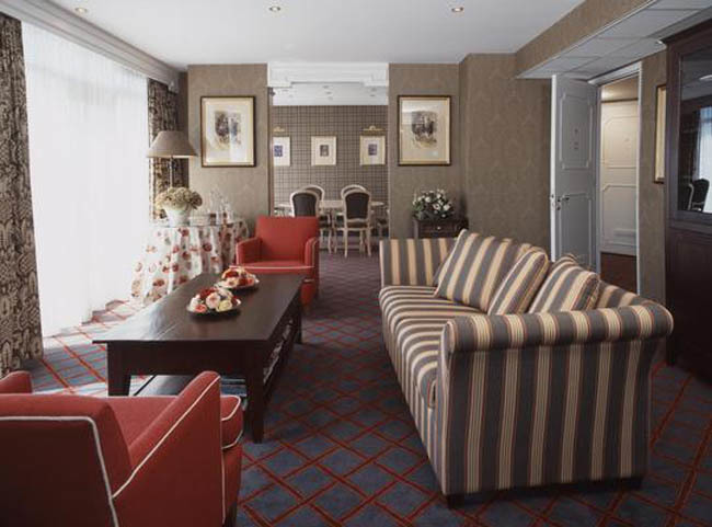 Hotel Carlton Ambassador