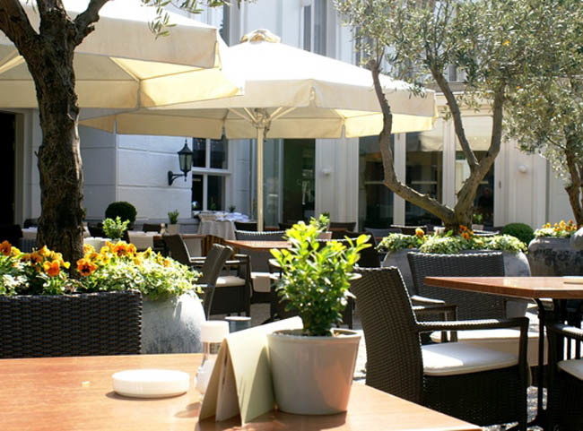 Hotel Carlton Ambassador