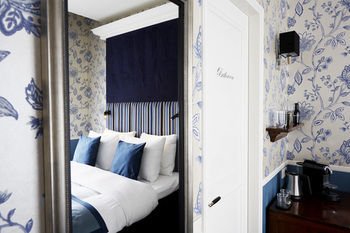 Hotel Carlton Ambassador
