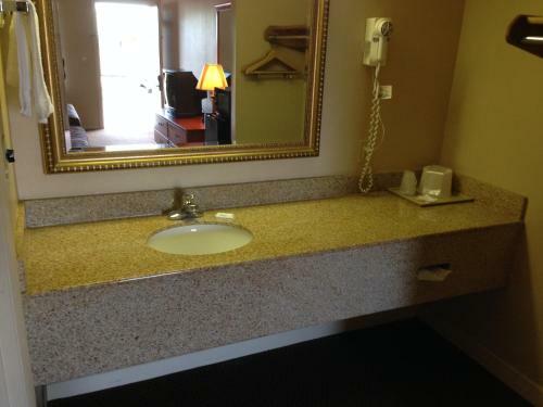 Motel University Inn